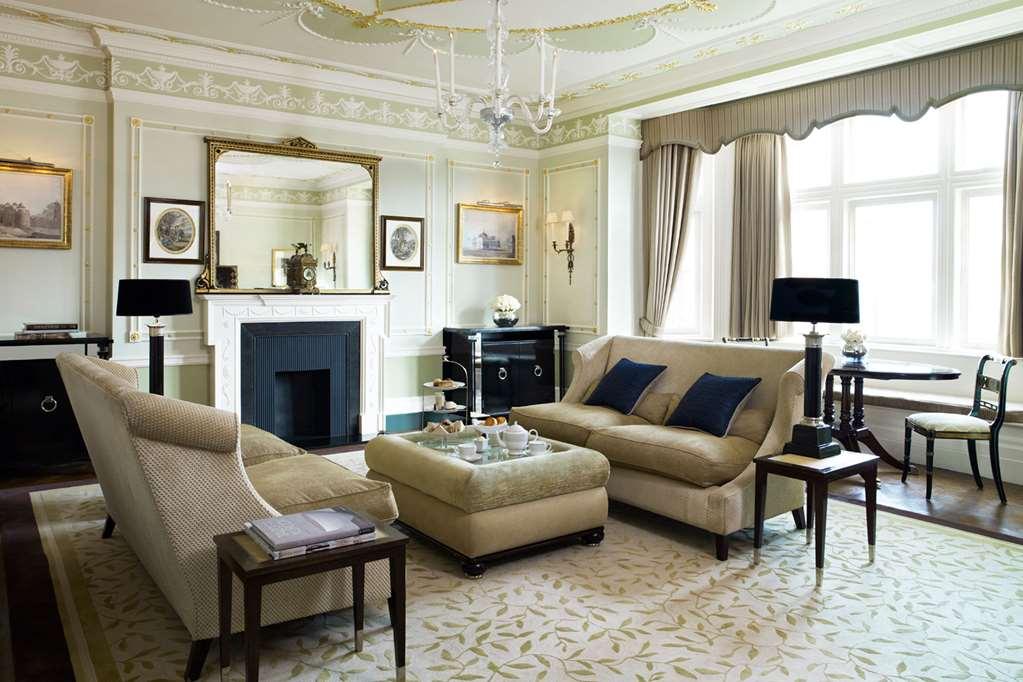 The Connaught, Maybourne London Szoba fotó