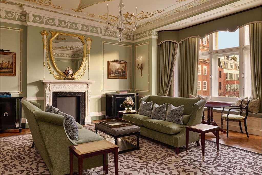 The Connaught, Maybourne London Szoba fotó