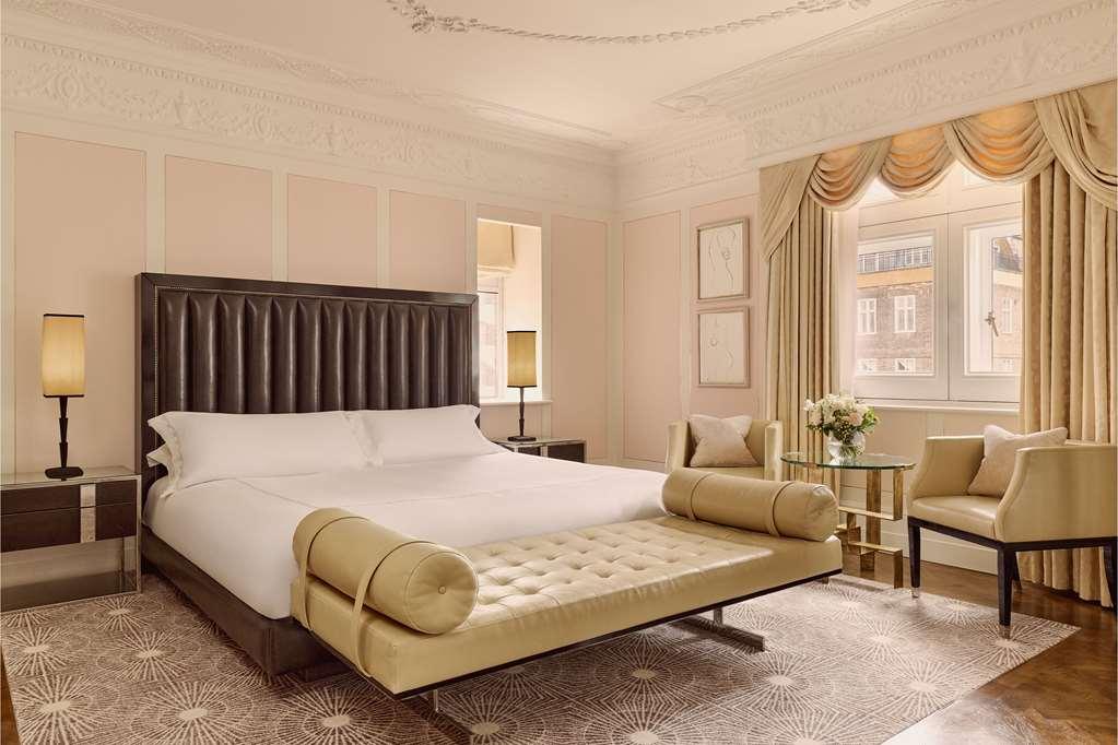 The Connaught, Maybourne London Szoba fotó
